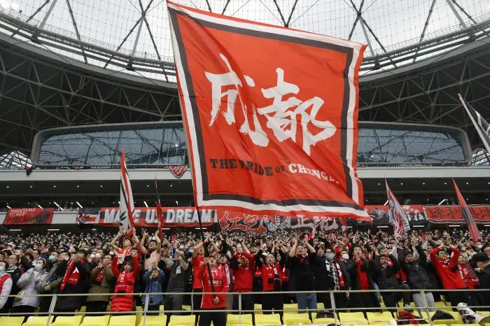 关于法甲倒计时，武汉三镇关键时刻调整名单，细节引发关注，球迷炸锅，资深球员宣示担当的信息